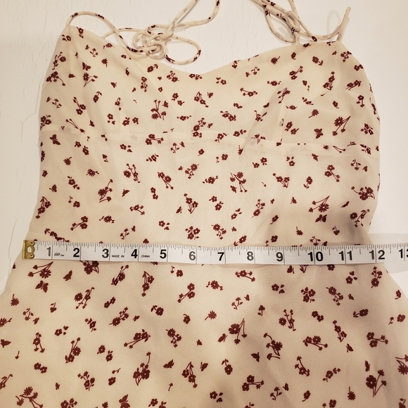 Reformation | Bisque Mini Dress in Floral Colette Print size 2 - Picture 12 of 13